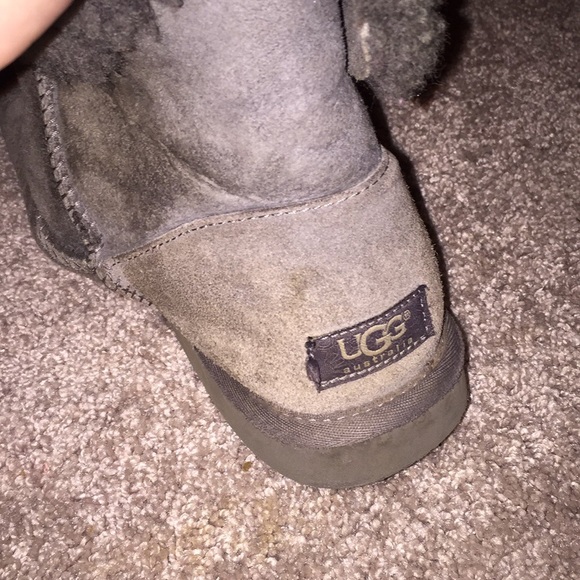Used uggs - Picture 2 of 2